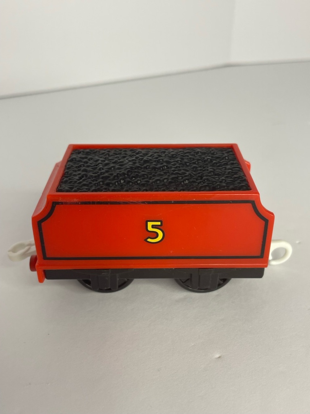 Mattel 2009 Thomas & Friends
TrackMaster Motorized James and Tender Gullane - Picture 9 of 16